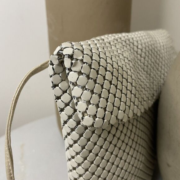 VTG 70s 80s Cream Whiting & Davis Chain Metal Mesh Clutch / Shoulder Bag Purse - Picture 9 of 14